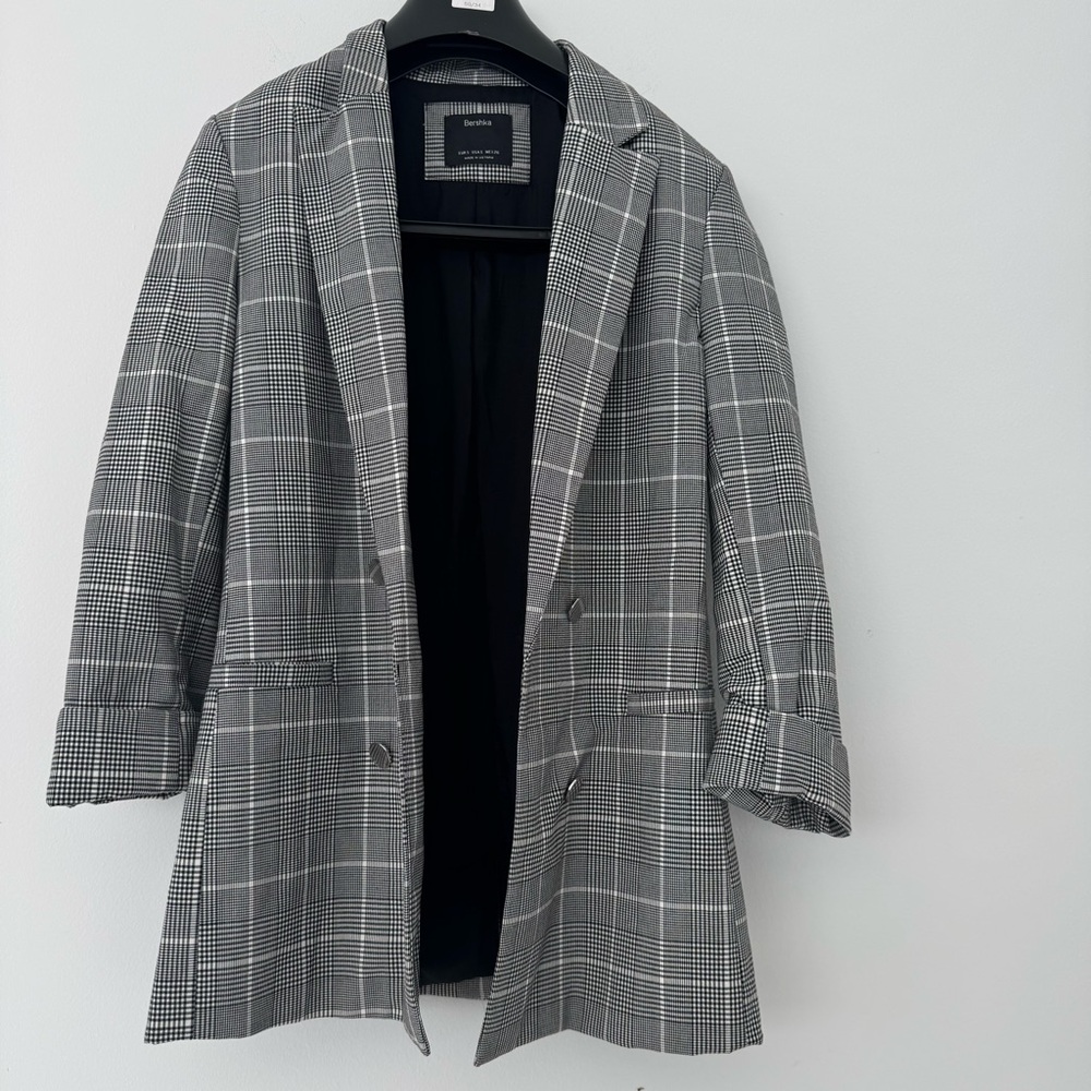 Bershka Black and Gray Windowpane Plaid Blazer Women’s S